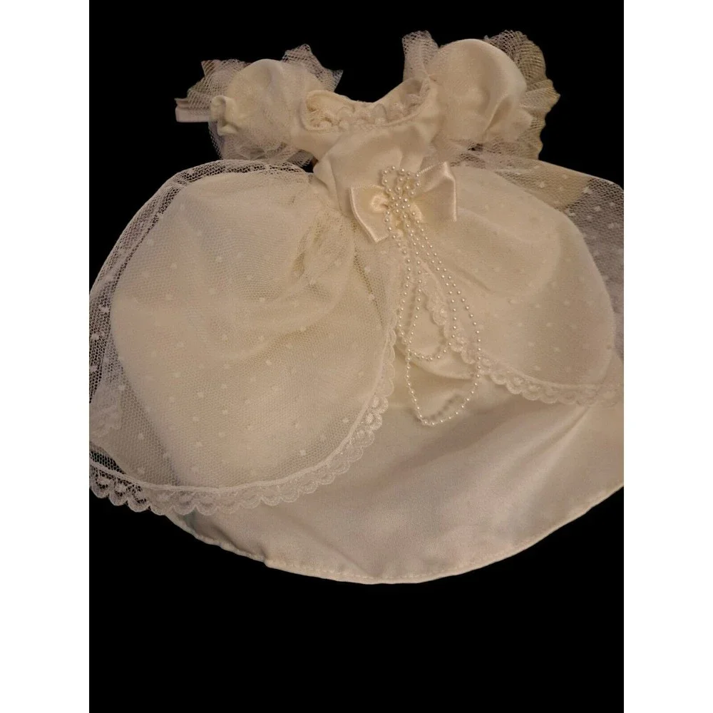 Vintage‎ Barbie Doll CLONE Wedding Gown,Veil, Gater Belt ,Lace Trim, Faux Pearls
